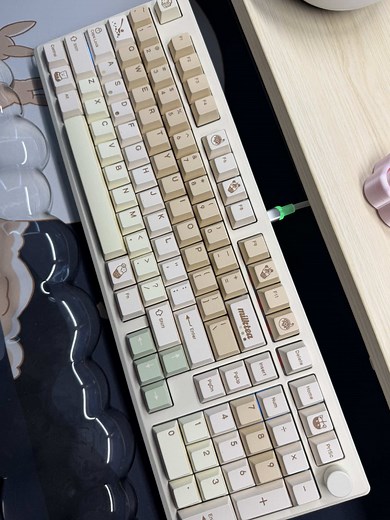 Transform Your Keyboard with Deep and Thocky Sounds