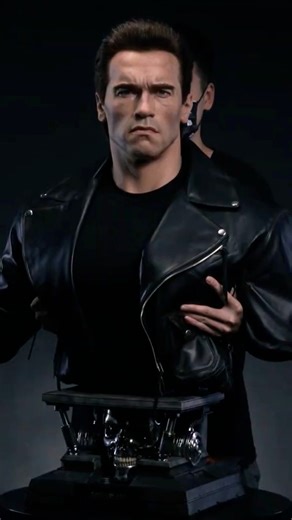 UNBOXING a $10,000 TERMINATOR Bust by Queen Studio 🤯 #hottoyscollectibles #hottoys #terminator #terminator2 #actionfiguresphotography #actionfigures #onesixthscale #onesixthcollector #onesixthfigure #onesixth #toys #collectibles #collection #collection2025 #onesixthcustom #statuecollection #statuecollectors #statues | Man of Hot Collectibles