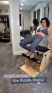 🪑🩷🦵🏽#pilates #pilatesequipment #chair #wonders #wundachair #tabletop #girly | Christine Biddle Pilates & Nutrition