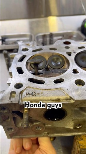 WHAT VTEC IS DOING INSIDE YOUR ENGINE #honda