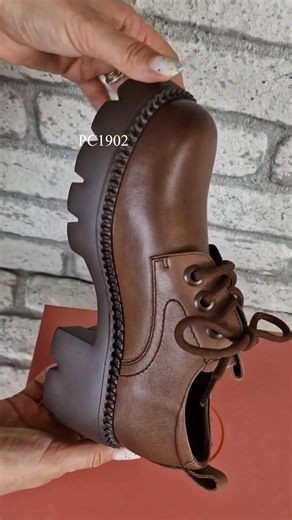 Inca nu ai aflat? Pe manos.ro te bucuri acum de cele mai tari reduceri ale momentului! Comanda azi. Stocurile sunt limitate! | Manos Shoes