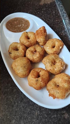Super crispy Medu Vada recipe #trending #viral #meduvada #southindianfood