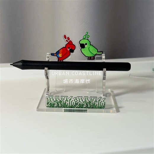This multi-use pen holder is all about Minecraft parrots! #minecraft#minecraftmemes #майнкрафт #マインクラフト