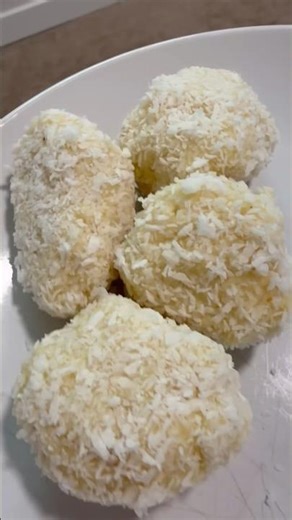 No-Oven 4 Ingredient Coconut Almond Sweet | Easy Vegan Dessert in 5 Minutes 🤯🌱💚