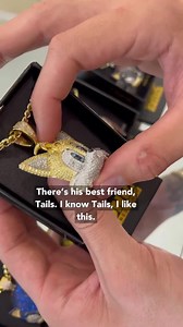 Drip like your favorite character with the Sonic the Hedgehog x King Ice Collection! Bold, gold, and packed with attitude. Featuring 14K gold and black gold-plated designs. these pendants are the must-have bling for gamers and trendsetters. 🎮 | King Ice