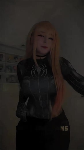 Exploring Anime Cosplay with Upminaa