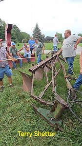 66K views · 377 reactions | 4 bottom Plow sold #auction #agriculture #farmmachinery #dealoftheday #sold | Country Road Bidding | Facebook