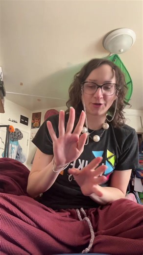 Makeup Tutorial: Emotional Reflections and Memories