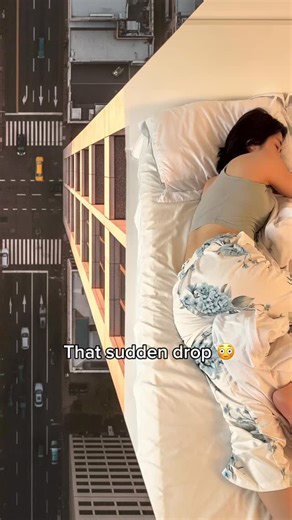 Hayeon Song 하연 on Instagram: "That random falling feeling… just me? 🫨 VFX: @baskiii_v"