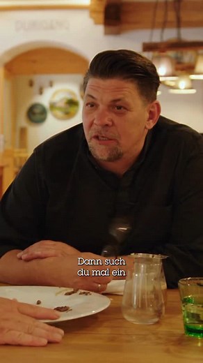 16K views · 1.8K reactions | Genialer Twist!  Damit hat Martin nicht gerechnet.  "Kitchen Impossible", sonntags um 20:15 bei Vox.  Oder jetzt schon streamen auf RTL+. | Kitchen Impossible | Facebook