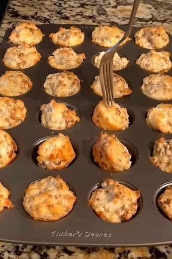 "Made these for Christmas Eve dinner and they were a big hit. Even my 3 yr old Granddaughter ate them and asked for more. I made exactly as recipe said and they were wonderful but it is an easy recipe to tweak however you would like. Will be making these again soon!!" 𝐓𝐎 𝐂𝐎𝐍𝐓𝐈𝐍𝐔𝐄 𝐑𝐄𝐂𝐄𝐈𝐕𝐈𝐍𝐆 𝐌𝐘 𝐑𝐄𝐂𝐈𝐏𝐄𝐒 𝐓𝐘𝐏𝐄 "𝐘𝐄𝐒 Recipe in comments | Tasty Table Time