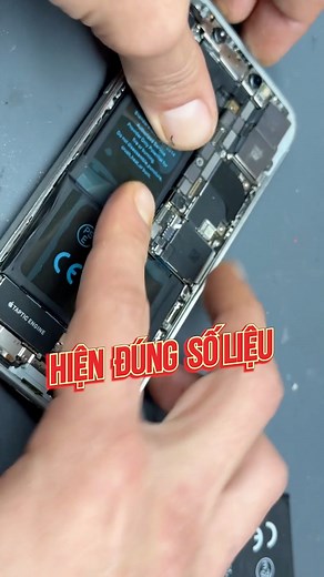 1.7K views · 11 reactions | THAY PIN MỚI MÀ 3U TOOLS BÁO SẠC 300 LẦN - CÓ PHẢI KÍCH PIN ẢO ? #reels #iphone #viettablet | Viettablet.com - Chiến Thần Định Giá | Facebook