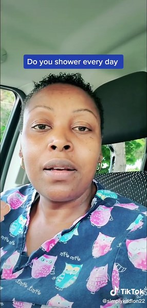 people y'all need to shower.