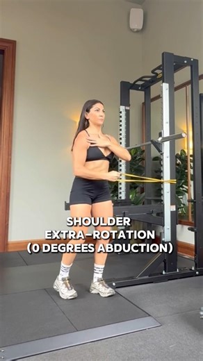 How to perform a banded Shoulder extra-rotation