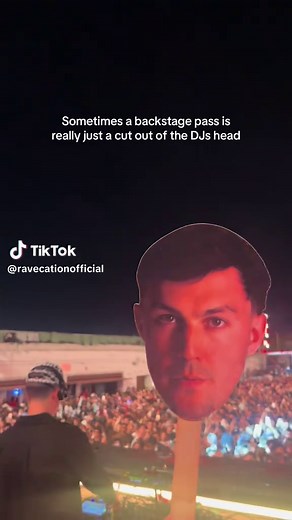 Day 1 ✅ Where will you be for Day 2? 👀@Cloonee @Factory Town Miami #ravecation