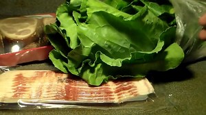 2.5K views · 53 reactions | Southern Styled Collard Greens w/ Smoked Ham Hocks Recipe Credit | PhillyBoyJayCooKingShow | McHype FOOD | Facebook