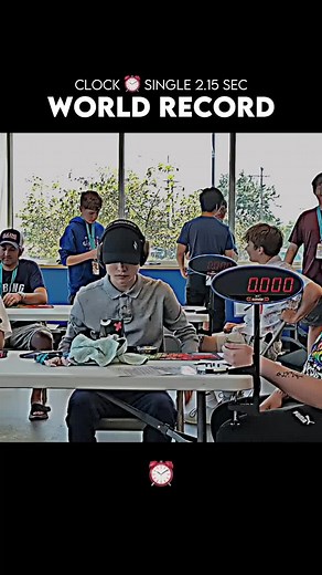World Record Clock Cube Solve in 2.15 Seconds!