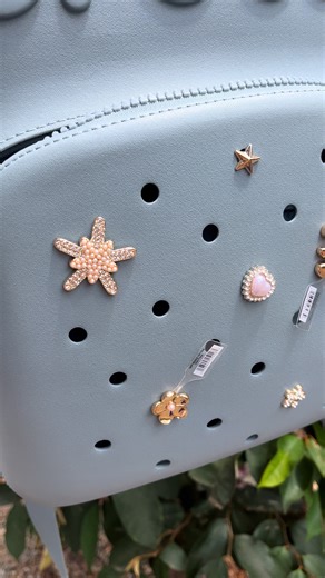 Bulto de Crocs Originales Disponibles en Costa Rica