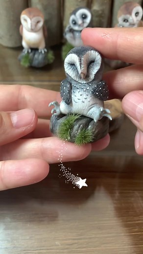 Final touch for my barn owls collection #owl #barnowl #polymerclay #dioramamaker #miniatureart #animalfigures