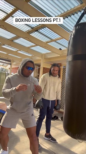 Dodge the weave. #boxing #lessons #martialarts #selfdefense | Safar Bros