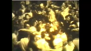 Excerpts from the 1962 West Virginia State Class A Basketball final. Williamstown vs. Chatteroy. Played March 17th, 1962 in Morgantown at the WVU Field House (later renamed Stansbury Hall and now demolished and replaced by WVU College of Business and Economics). Sorry, no Elmer Sanders narration on this video. The 1962 team consisted of Bob Poynter, Roger Fitch, Jeff Heldman, Mike Fenton, Dave Bradley, Bruce Schnabel, Stan Houchen, Tim Duvall, Doug Stanley, Pat Woody, Jack McNutt, and Jim Reynol