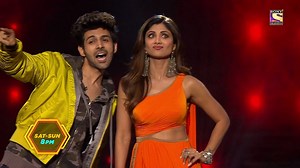 32M views · 412K reactions | Tune in to #SuperDancerChapter3 to find out why Kartik Aaryan reminds our super judge Shilpa Shetty Kundra of Akshay Kumar! Watch the #GrandparentsSpecial episode on Sun at 8 PM. Paritosh Tripathi Rithvik Dhanjani Kriti Sanon | Sony Entertainment Television | Facebook