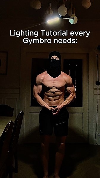 This is the lighting tutorial you need 💡 🤝 💪🏻 posing gymlamp is insane! #gym #gymbro #gymbros