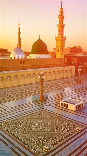 🕋💜 Introducing the "VitaWear SmartBand," a next-generation wearable gadget that