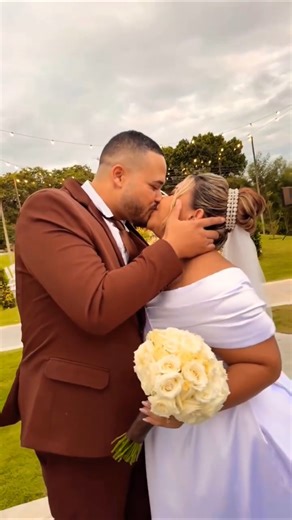 #couple #love #trending #shorts #viral #wedding # beautiful #kiss #lyrics happy #family #marriage