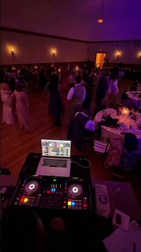 How To Choose A Wedding Venue (Without Getting Overwhelmed)