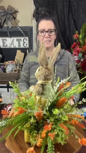 188K views · 3.7K reactions | SUPER CUTE FOR SPRING/EASTER  Watch this come to life in under 5 minutes!!! #onawhimm #hobbylobby #springdiy #diyhomedecor #diy #easter | On A Whimm Wreaths and Decor by Dona | Facebook