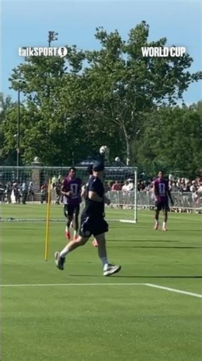 Headers. Volleys. Repetition. England sharpening every weapon before Wednesday 🔥