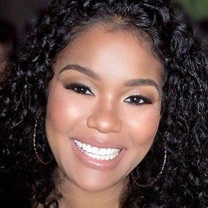 Megan Thomas – Age, Bio, Personal Life, Family & Stats | CelebsAges