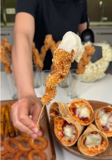 8 kişilik Maç Menüsü ⚽️ Soccer Menus 🥅 Detaylar İnstagram hesabımda ✨🖤 #soccer #busezeynep #menu