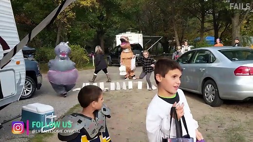 TRY NOT TO LAUGH - Funny Fails Compilation 2019 - The Best Fails of the Week June 2019