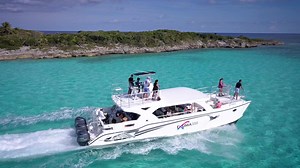 19K views · 235 reactions | Escape those winter blues to the beautiful island of Great Exuma in The Bahamas. Exuma Water Sports offers amazing excursions to the Swimming Pigs, bespoke private charters, unique island weddings, or romantic castaway getaways. Let us warm up your winter! | Exuma Water Sports 007 | Facebook