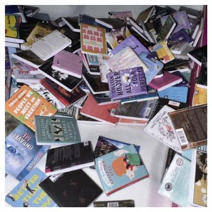 200 Mini Books, Bestseller Series, Miniature Bookshelf Decoration, Book Lovers Gift, Can Be Used for Mini Bookcase, Mini Book Decoration - Etsy