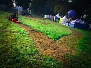 Trinciaerba e sarmenti TB 140 SICMA, da 20 a 35 cavalli, ideale per trattori compatti, scoprilo! http://bit.ly/trinciatutto-tb-sicma http://bit.ly/Sicma-Video SICMA TB 55" Flail Mower, from 20 to 35 HP, ideal for compact tractors, learn more! http://bit.ly/tb-sicma-mower http://bit.ly/Sicma-Video | Sicma Spa