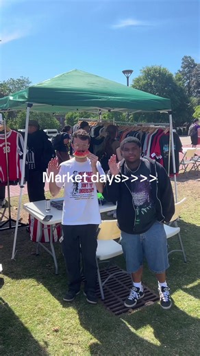 Vintage Shopping in Greenville, NC | Cooks Closet Hours