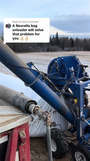 Replying to @Jay thats why we steal @Haydenk bag extractor occasionally. @Neeralta Manufacturing #neeralta #canada #alberta #farming #johndeere #fyp #winter #farmtok #johndeeregreen #johndeerepower #grainbag #fall #grain #haulinggrain