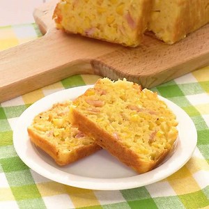 おもてなしにぴったり♪ とうもろこしのケークサレのレシピ動画・作り方 | デリッシュキッチン
