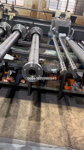 Understanding Bimetallic Screw Barrels for Extrusion Machines