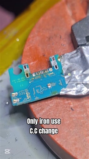 only iron use karke port change 👍🏻✔️#highlights #shortsvideo #mobilerepairing #lifeisbutadream