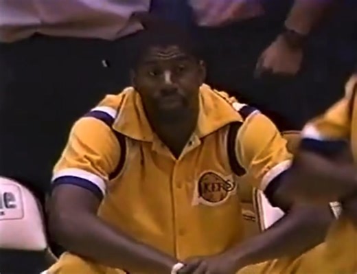 🏀On May 19, 1987 Los Angeles Lakers guard Earvin "Magic" Johnson was awarded the NBA Most Valuable Player after averaging 23.9 ppg and a league-high 12.2 apg, becoming the first guard in 23 years to gain that honor. Johnson was presented the MVP Trophy before the Lakers’ eventual 112-104 win over the Seattle Supersonics in Game 2 of the Western Conference Finals. Magic finished the game with 20 points, 10 rebounds and 10 assists. This marked the first of Magic’s eventual three regular season MV