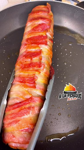 Burro de Carne Asada con Queso y Tocino