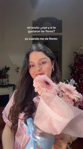 Valeria Gri on Instagram: "tenía que hacer este video porque si soy 🥹 #explore #explorepage #love #fyp #novios #amor #reels #goals"