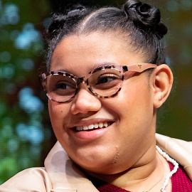 Daphne Frias | Speaking Fee | Booking Agent