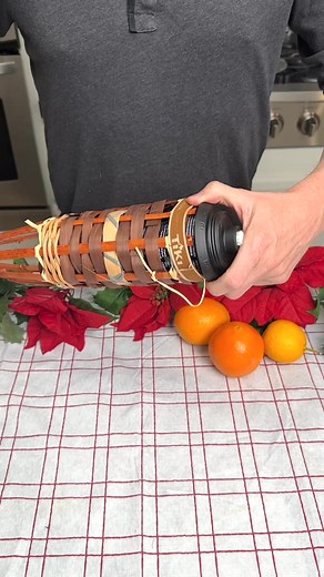 Animated Christmas decor for the Home #diy #roomba #santa #christmas #christmasdiy #crafts #decorations #decor #viral