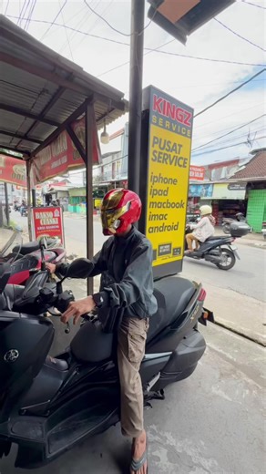 we pick up and deliver any time, any where 🔥🔥🔥 easy repair like lcd or battery we can do at your home, but if motherboard damage we must bring to our workshop, don't worry just chill out and we fix your problem . .
