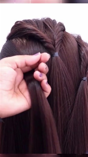 How to Style Short Hair in Just Minutes! #QuickStyle #ShortHairTips